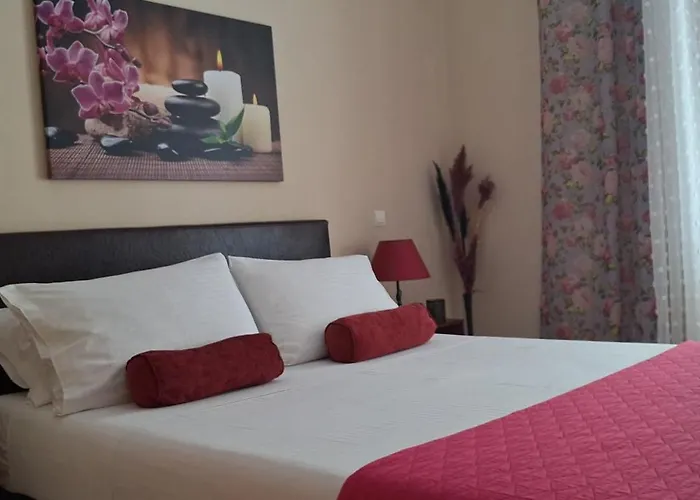 Modern Chania Center * Chania (Crete)