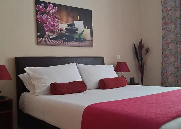 Modern Chania Center * Chania (Crete)