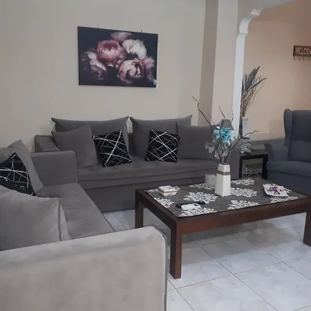 Daire Modern Chania Center