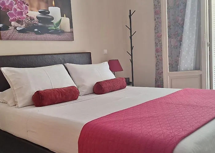 Modern Chania Center